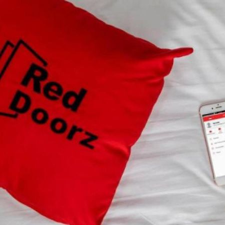 Reddoorz Plus @ Karet Setiabudi Jakarta Eksteriør bilde