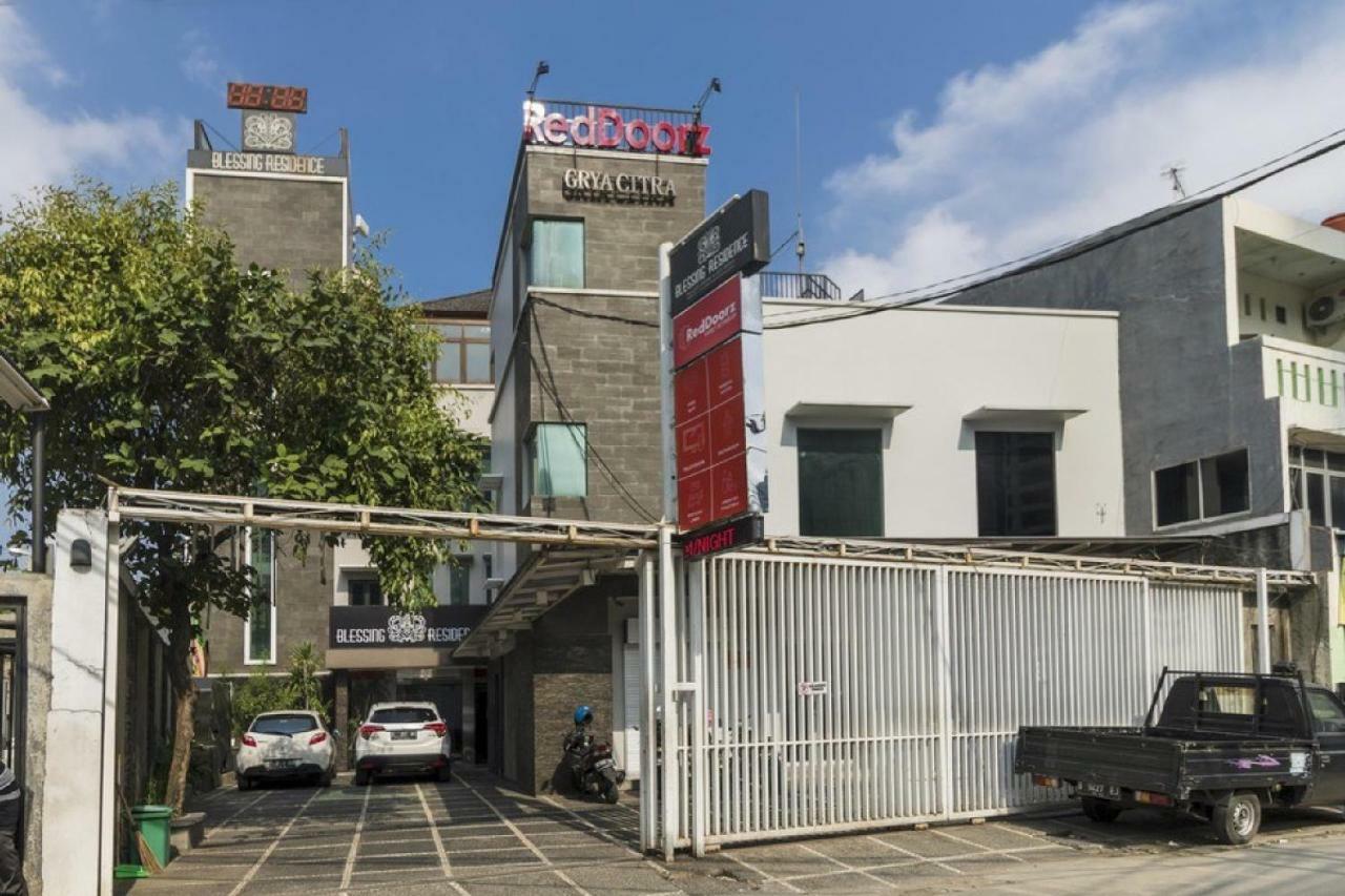 Reddoorz Plus @ Karet Setiabudi Jakarta Eksteriør bilde