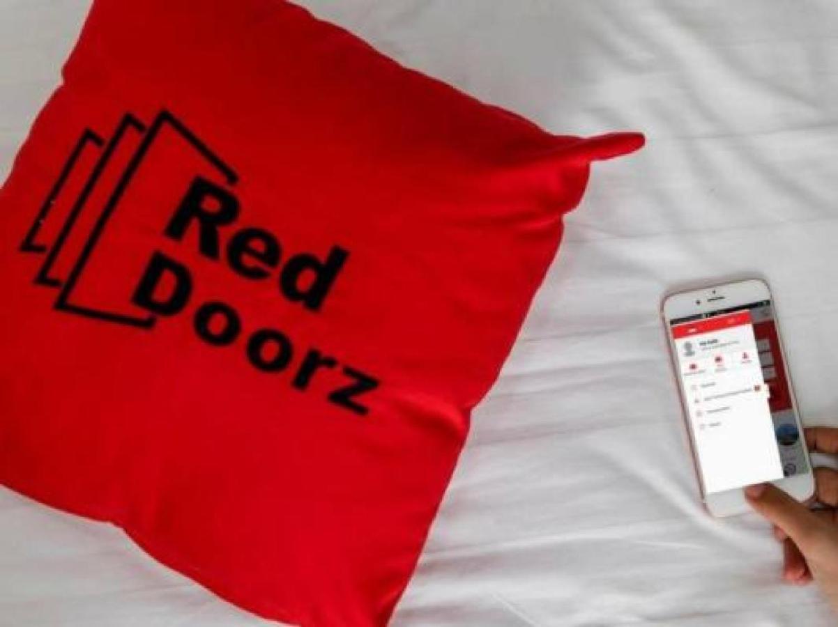 Reddoorz Plus @ Karet Setiabudi Jakarta Eksteriør bilde